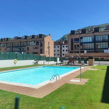 Apartamento Sarastur Posada De Llanes エクステリア 写真